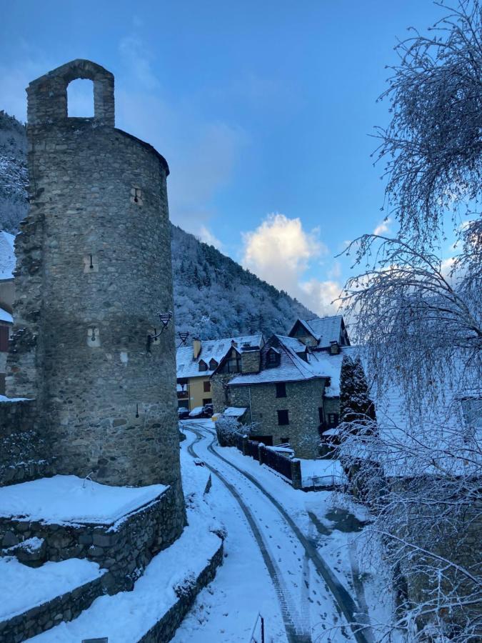 Casa Aranesa Lägenhet Arties Exteriör bild