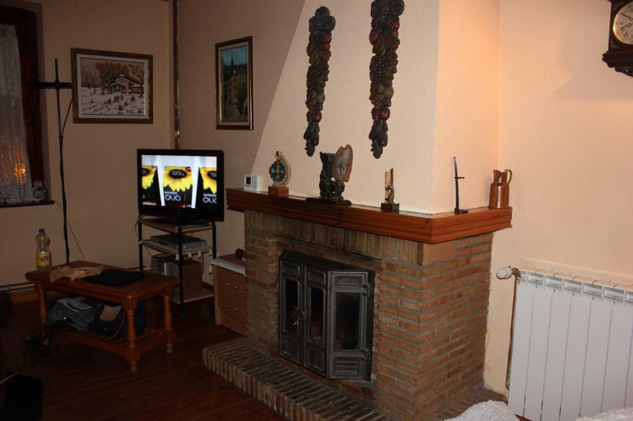 Casa Aranesa Lägenhet Arties Exteriör bild