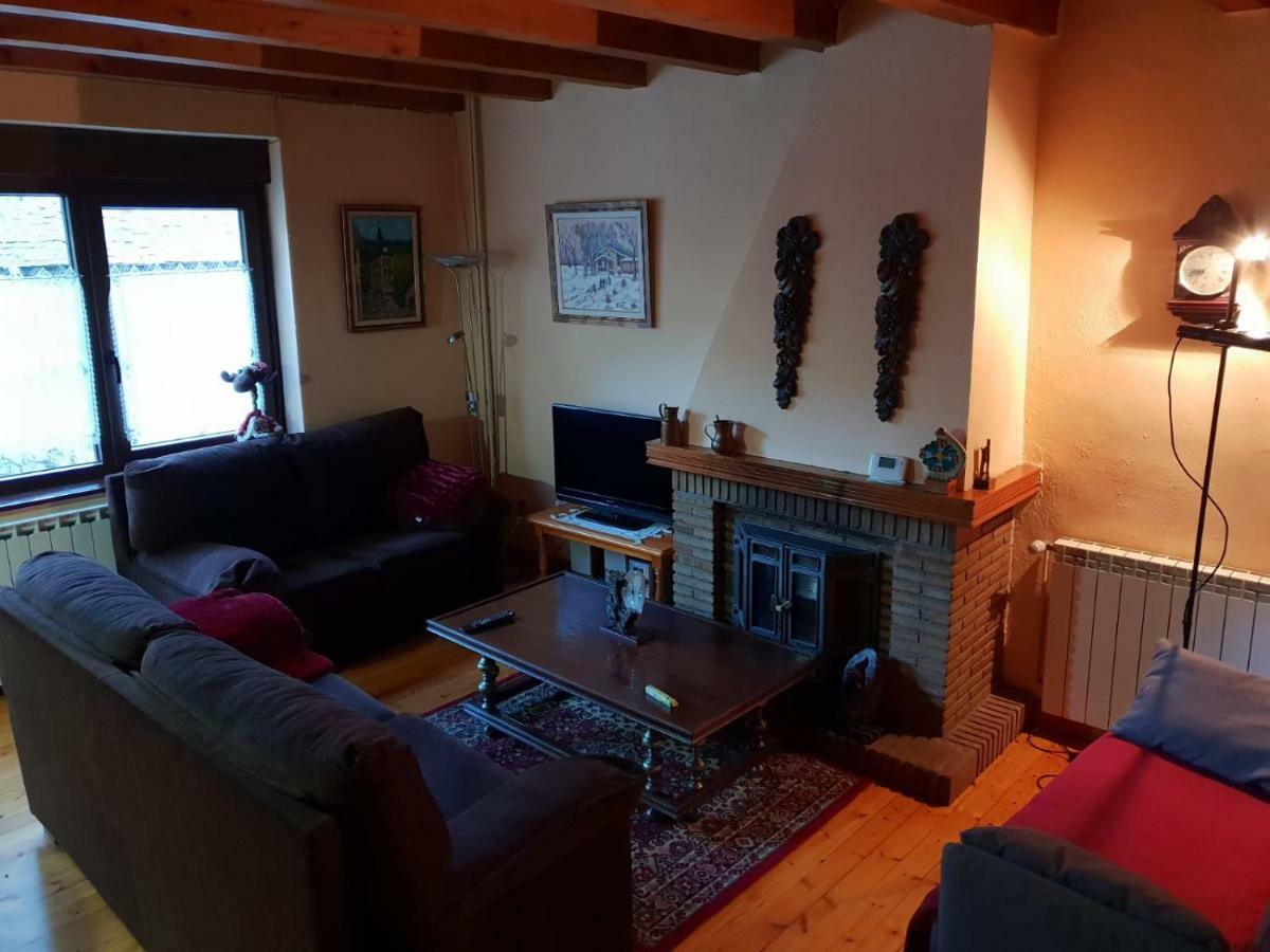 Casa Aranesa Lägenhet Arties Exteriör bild